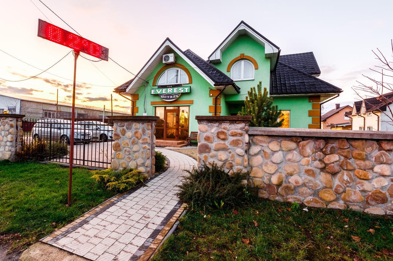 Everest Ivano-Frankivsk Ngoại thất bức ảnh